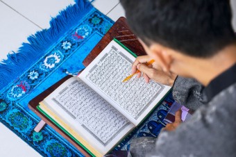 تلاوة خاشعة من القرآن الكريم